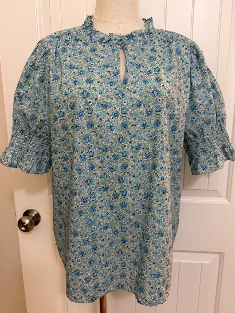 J. Crew Made with Liberty Fabric Blue Floral Smocked Sleeve Blouse Sz XXL